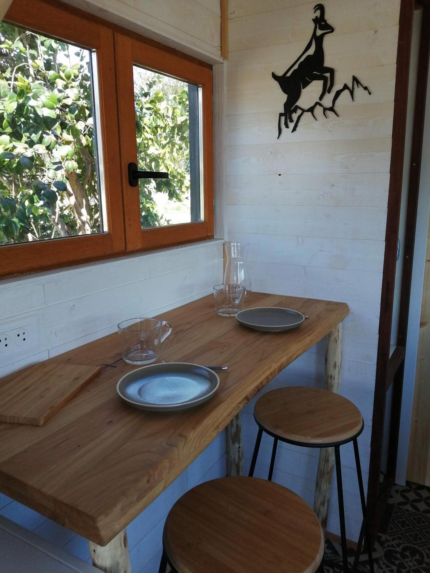 Appartement La Tiny De Jeff à Uzel Extérieur photo